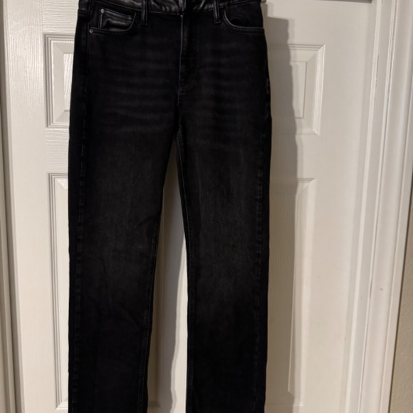 Ladies Guess Jeans Straight 1981 Used Size 28 - Picture 1 of 1